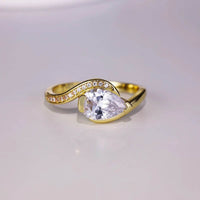 1.5 Carat Moissanite Ring in 925 Sterling Silver with 18K Gold-Plated Accent Stones - Store 42