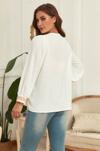Honey Melo Apparel Plus Size V-Neck Puff Sleeve Blouse - Store 42