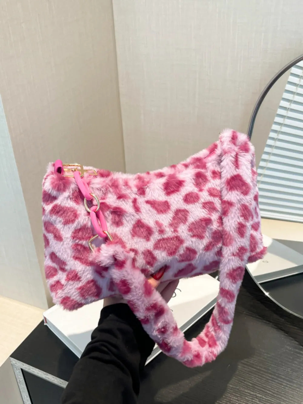 Fuchsia Pink / One Size