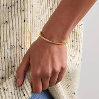 Elegant 18K Gold-Plated Stainless Steel Bracelet with Zircon Inlay - Timeless Fashion Accessory - Store 42