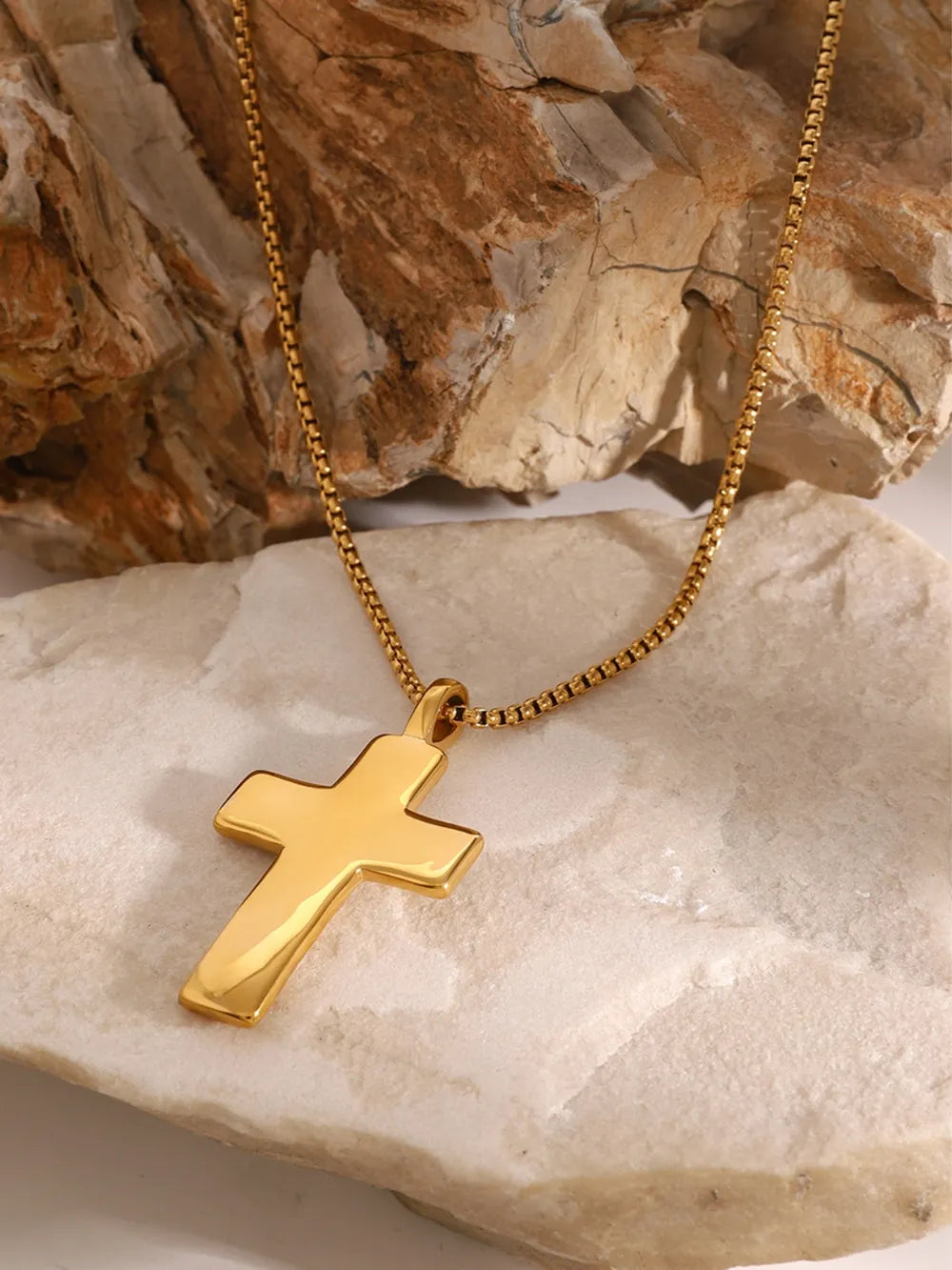Stunning 18K Gold-Plated Cross Necklace with Inlaid Zircon - Elegant Religious Jewelry