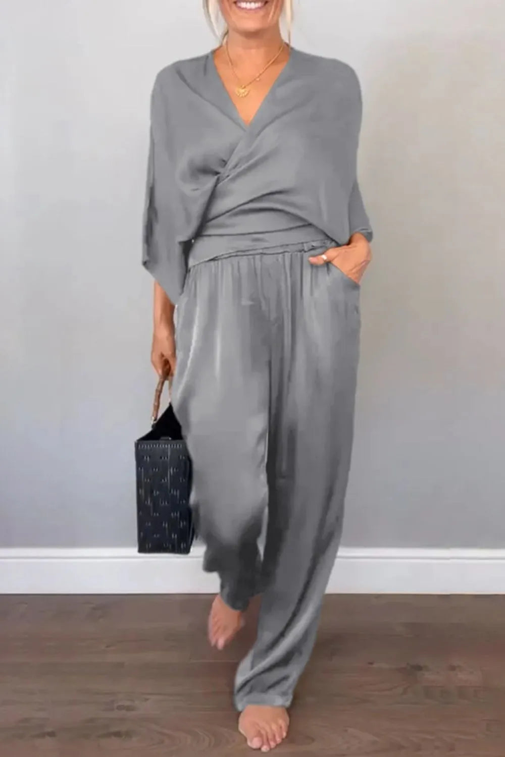 Gray / S