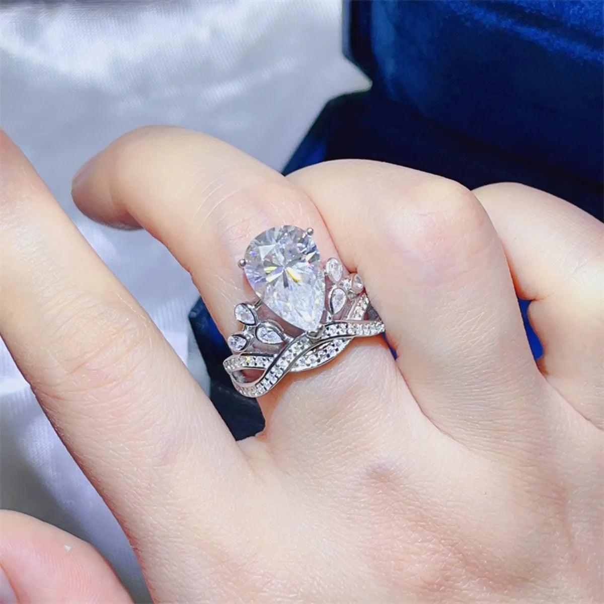 5 Carat Moissanite Ring in 925 Sterling Silver with Certificate & Matching Box