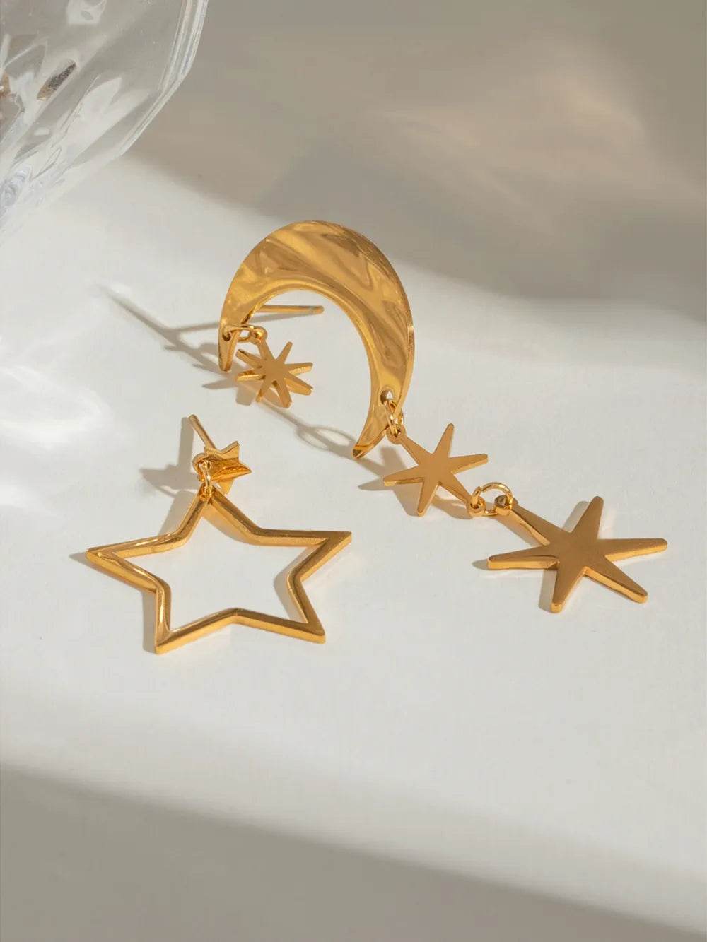 18K Gold-Plated Dangle Earrings with Moon and Star Design - Stylish and Unique Jewelry - Store 42