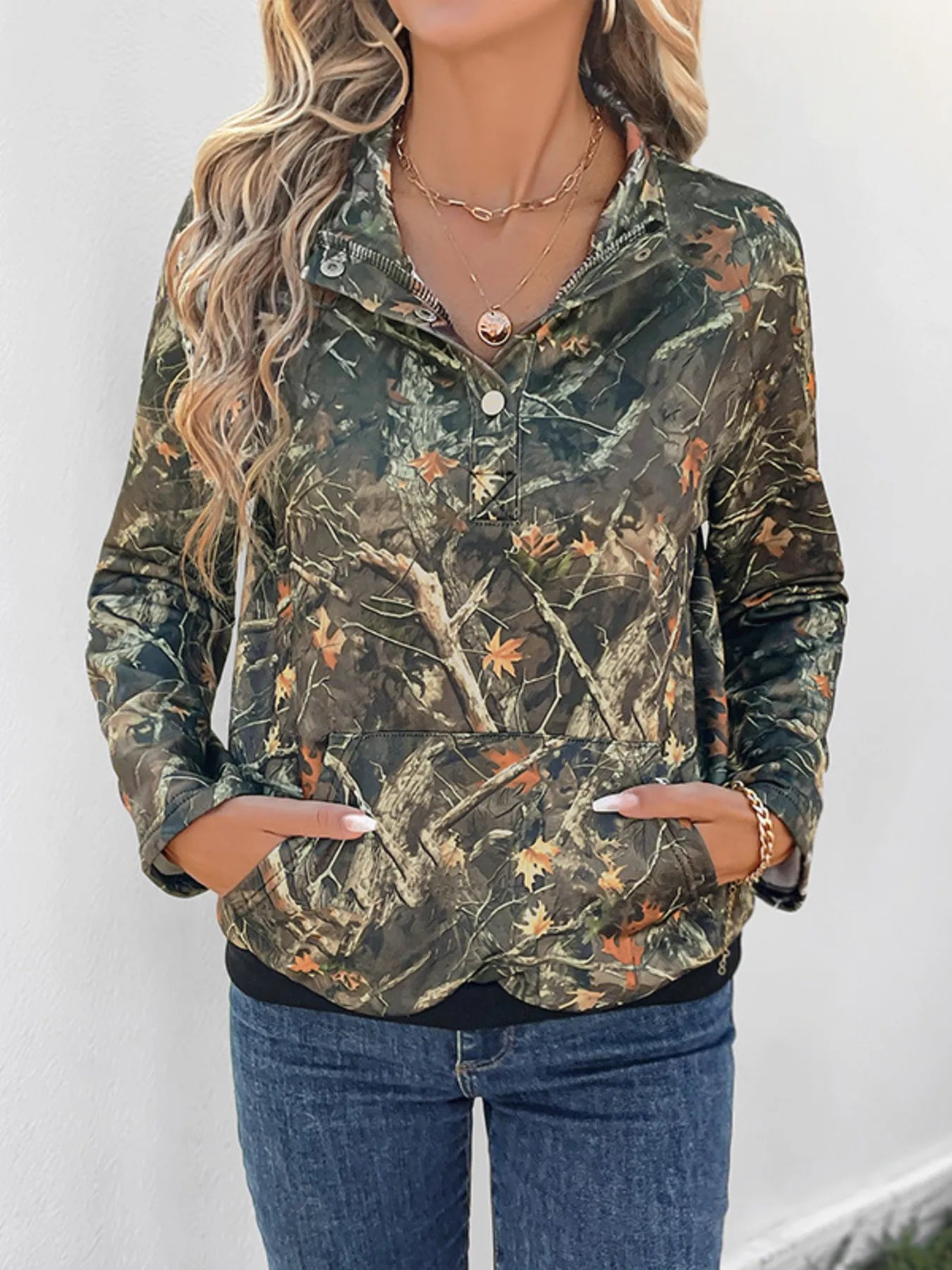 Trendy Printed Long Sleeve Sweatshirt with Kangaroo Pocket – 100% Polyester, Slightly Stretchy