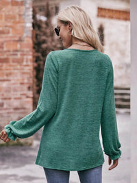 Slightly Stretchy Ruched Round Neck Long Sleeve T-Shirt - Casual Everyday Essential - Store 42