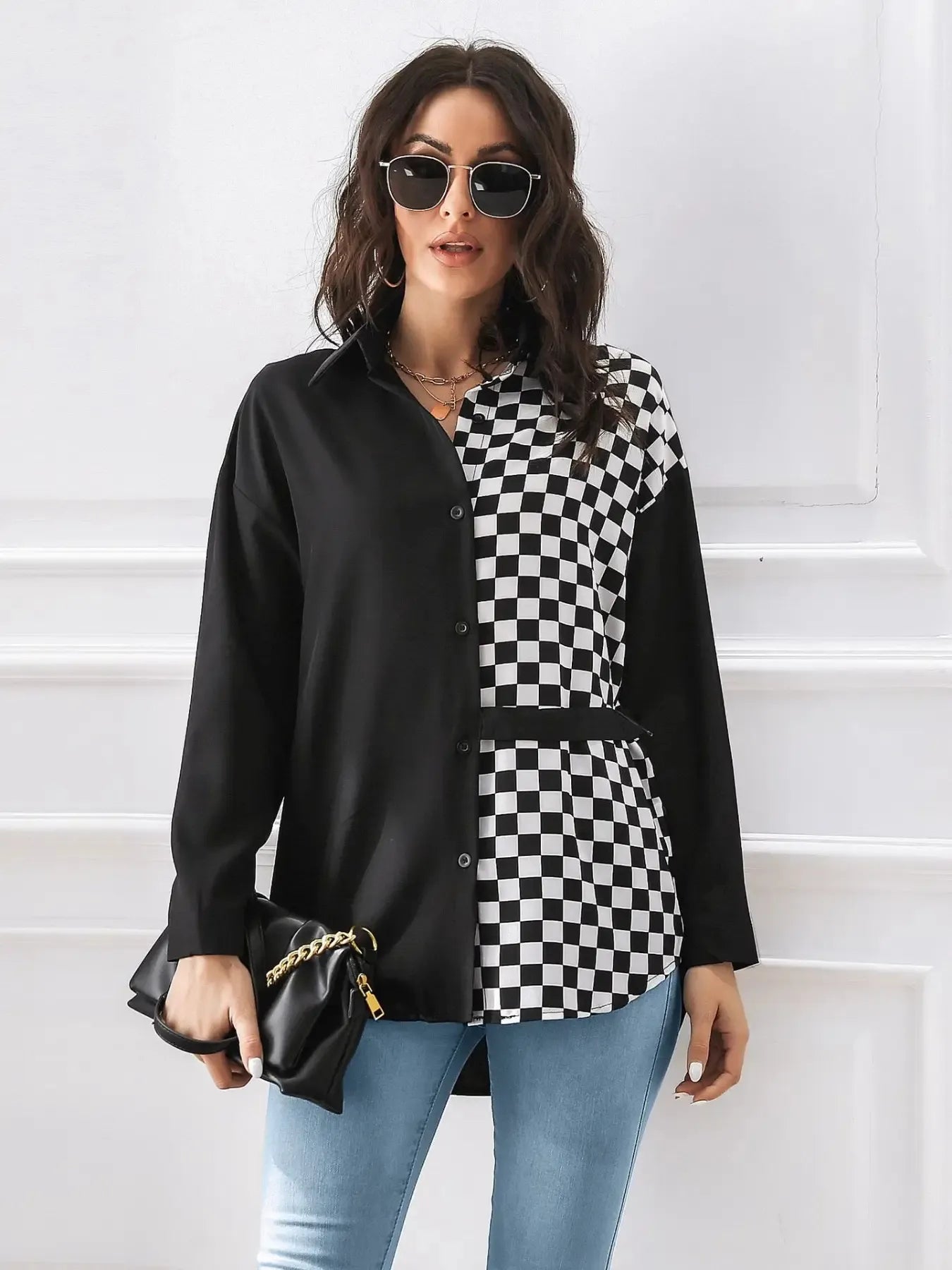 Stylish Black And White Checkered Long Sleeve Shirt With Kangaroo Pocket