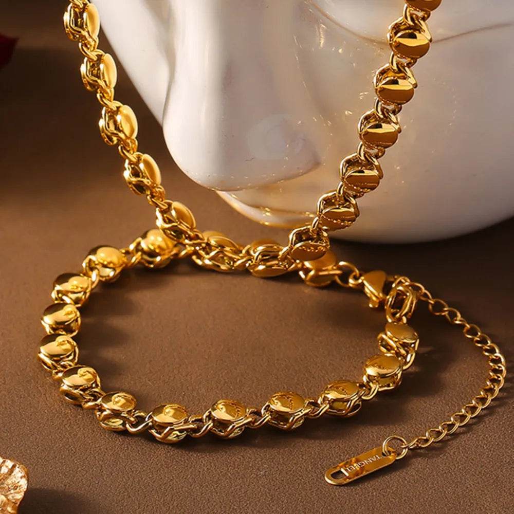Elegant 18K Gold-Plated Titanium Steel Bracelet With Adjustable Chain Length For Daily Wear