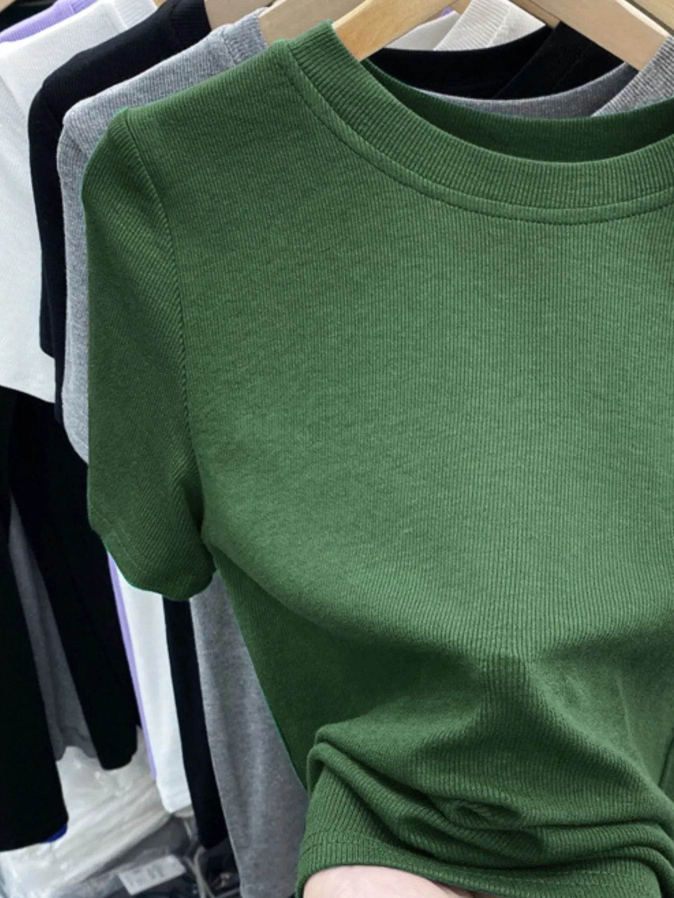 Slightly Stretchy 100% Polyester Crew Neck Short Sleeve T-Shirt for Everyday Comfort - Store 42