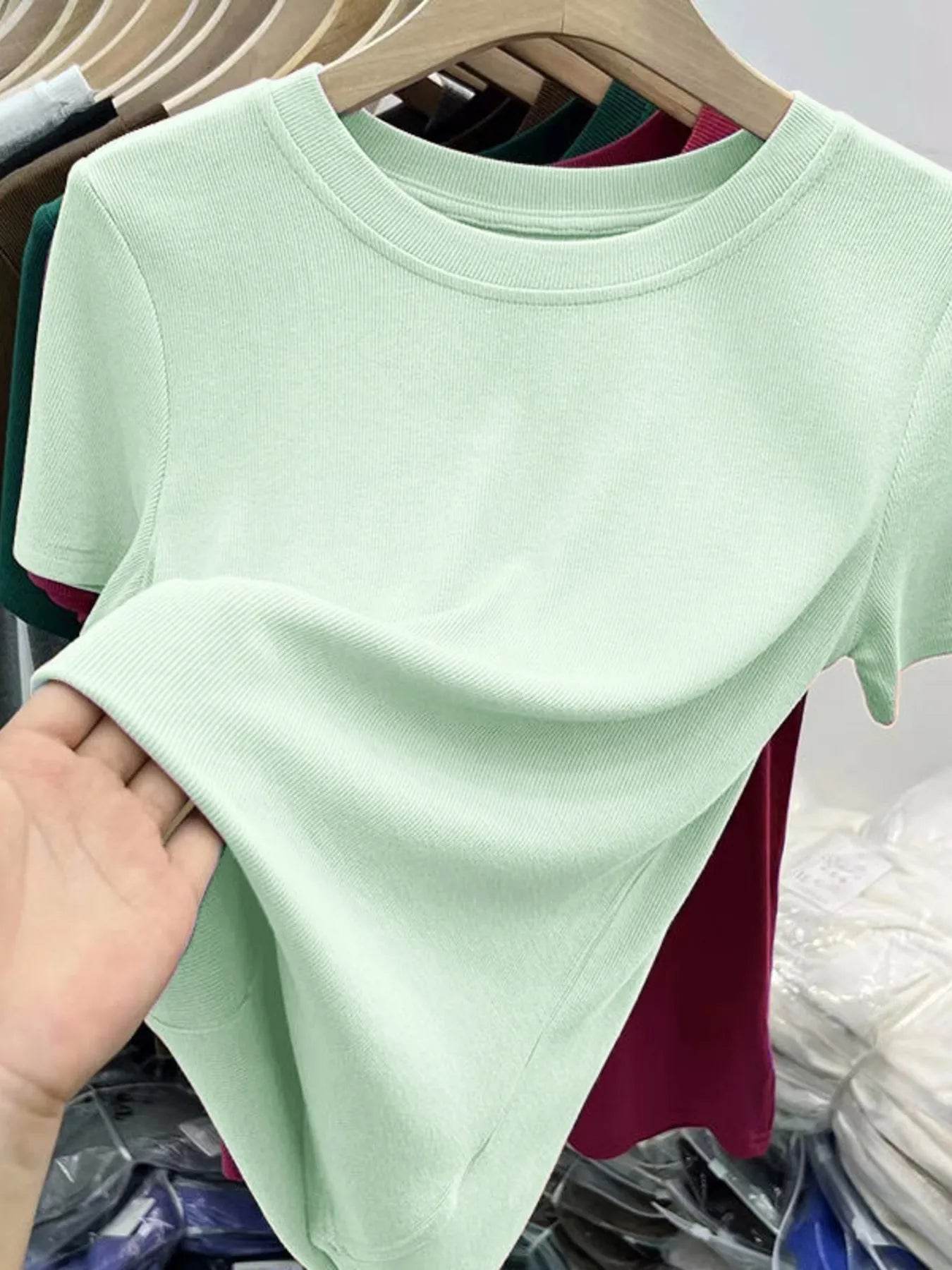 Slightly Stretchy 100% Polyester Crew Neck Short Sleeve T-Shirt for Everyday Comfort - Store 42