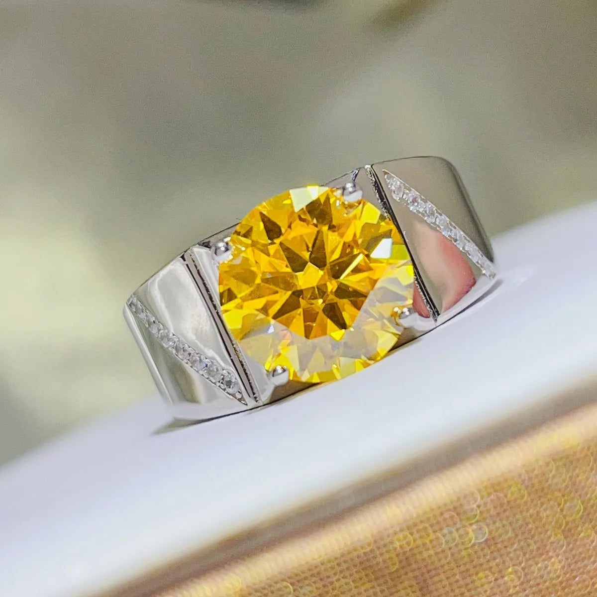 5 Carat Moissanite Ring in 925 Sterling Silver - Elegant Platinum-Plated Jewelry