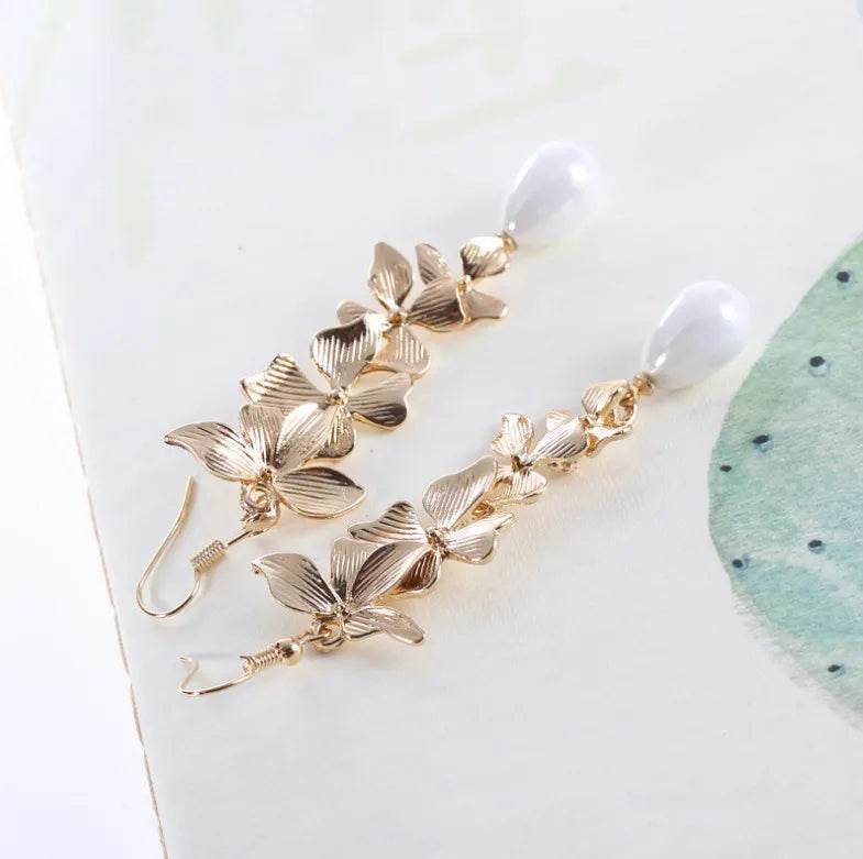 Elegant Alloy Flower Earrings with Synthetic Pearls - 9K Gold-Plated Fashion Jewelry