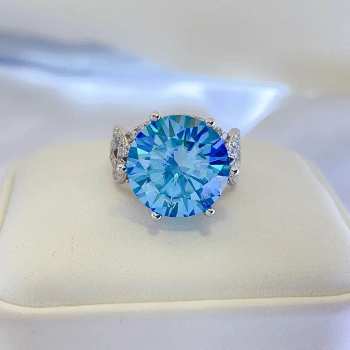 10 Carat Moissanite Ring in 925 Sterling Silver with Certificate, Includes Matching Box - Store 42