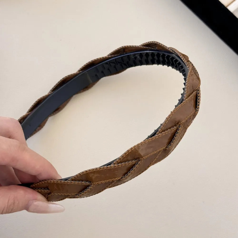 Trendy PU Leather Braided Hair Headband for Effortless Style - 0.6 In Wide, Lightweight 0.7 Oz