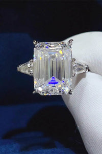 10 Carat Moissanite Ring in 925 Sterling Silver with Certificate - Elegant and Durable Design - Store 42