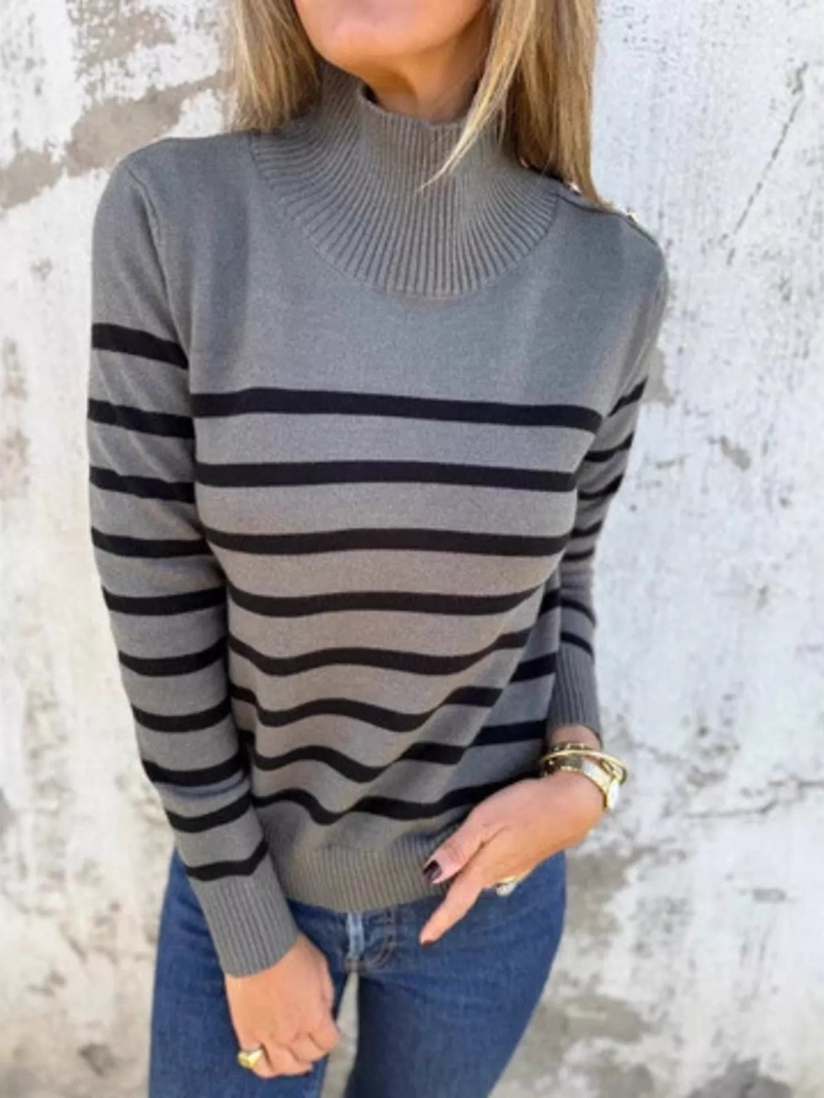 Gray / S