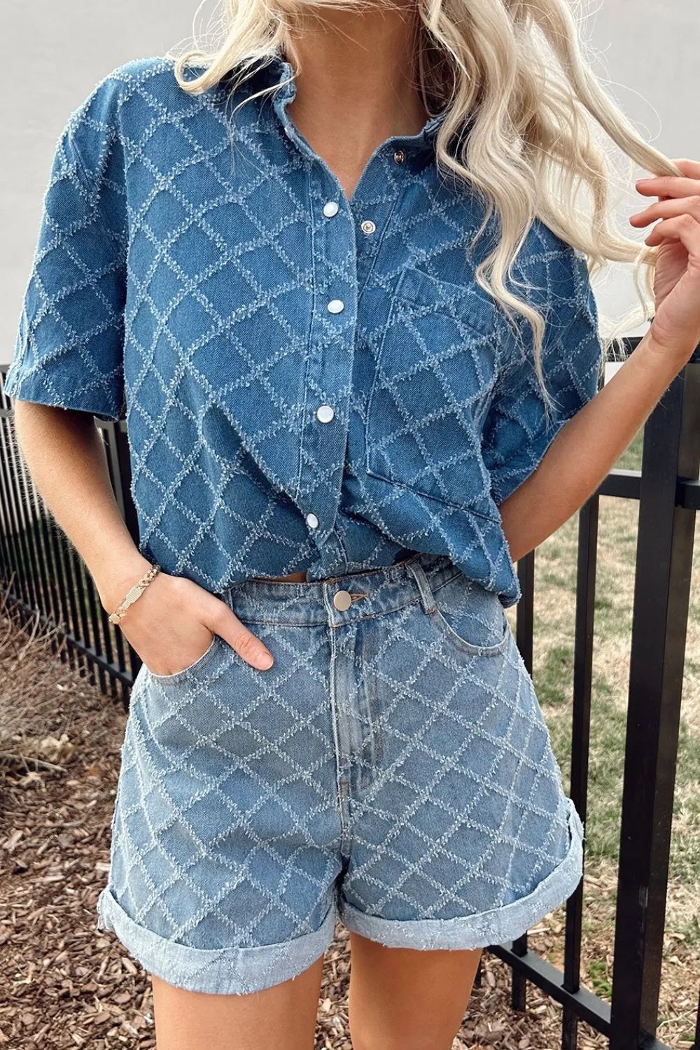 Pocketed Collared Neck Short Sleeve Denim Shirt