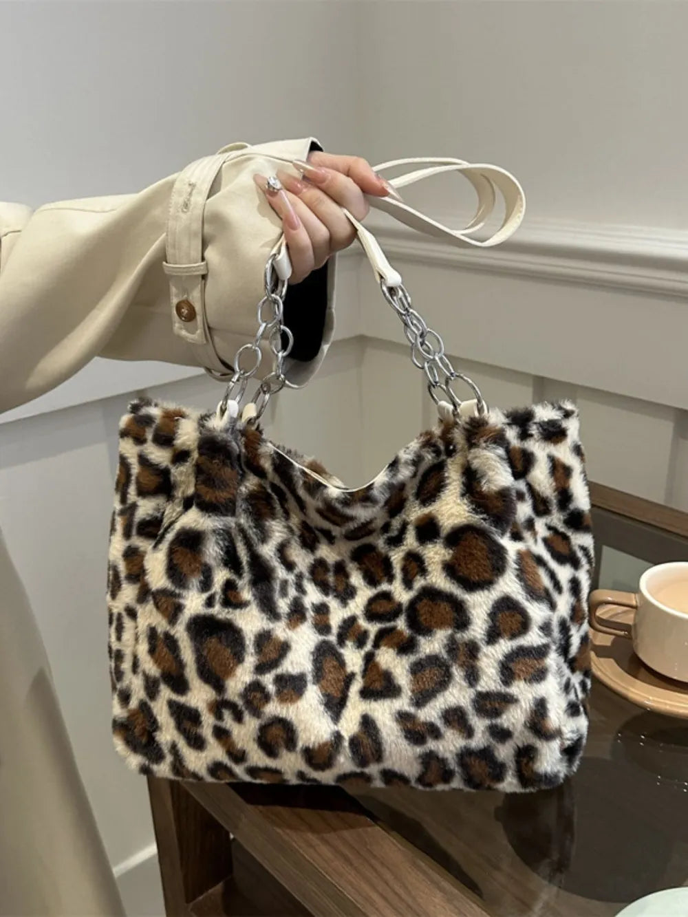 Beige / One Size
