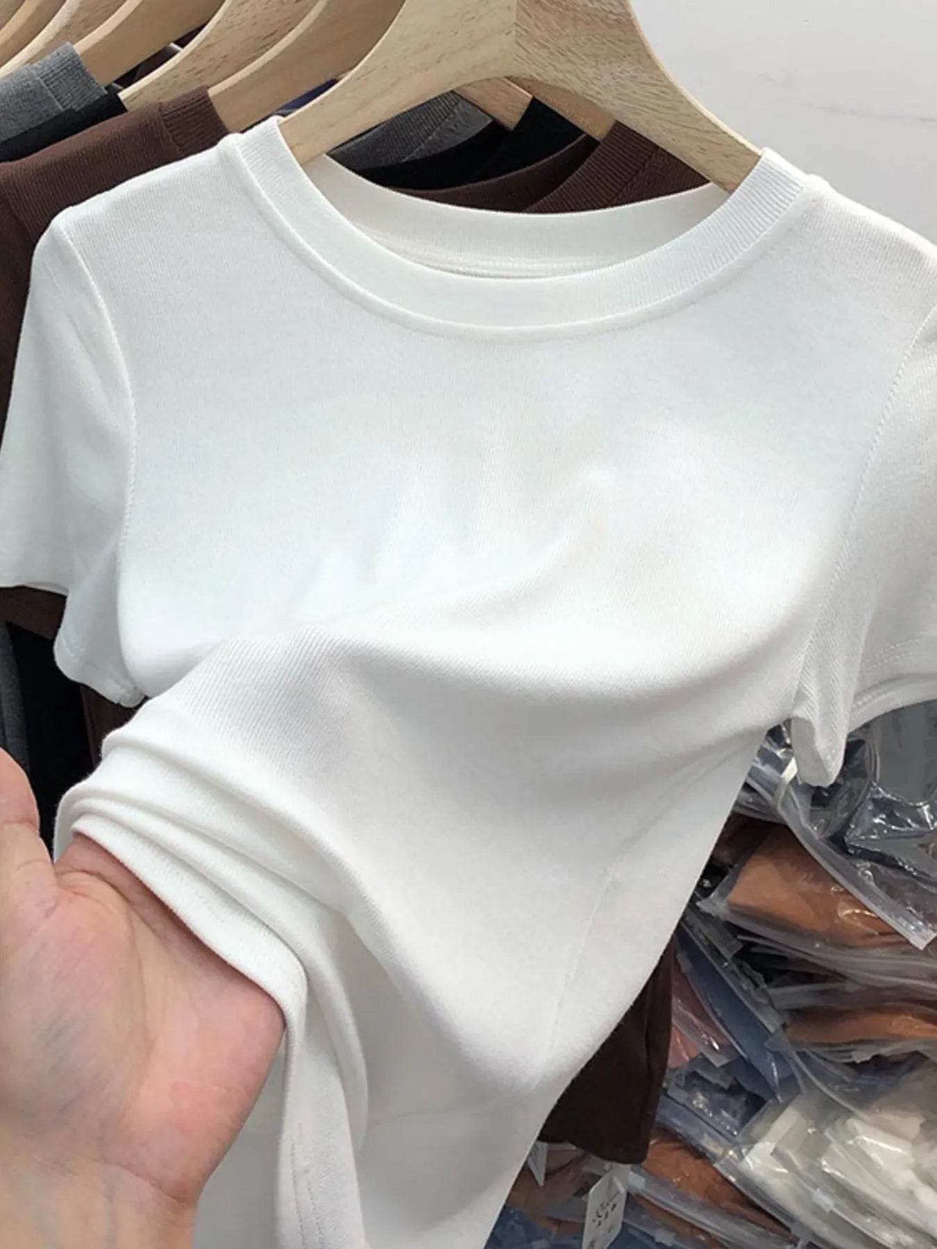 Slightly Stretchy 100% Polyester Crew Neck Short Sleeve T-Shirt for Everyday Comfort - Store 42