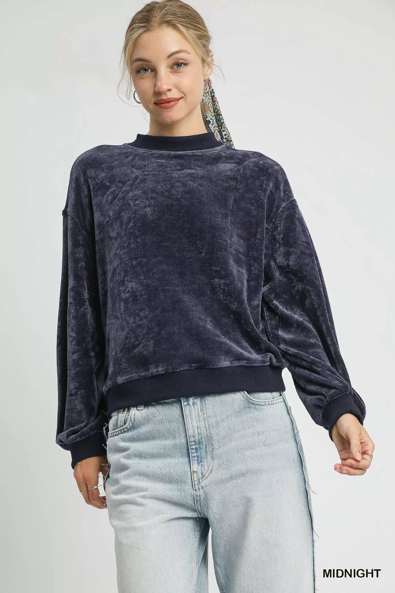 Luxurious Umgee Velour Crewneck Sweatshirt with Balloon Sleeves - Soft, Chic, and Stylish
