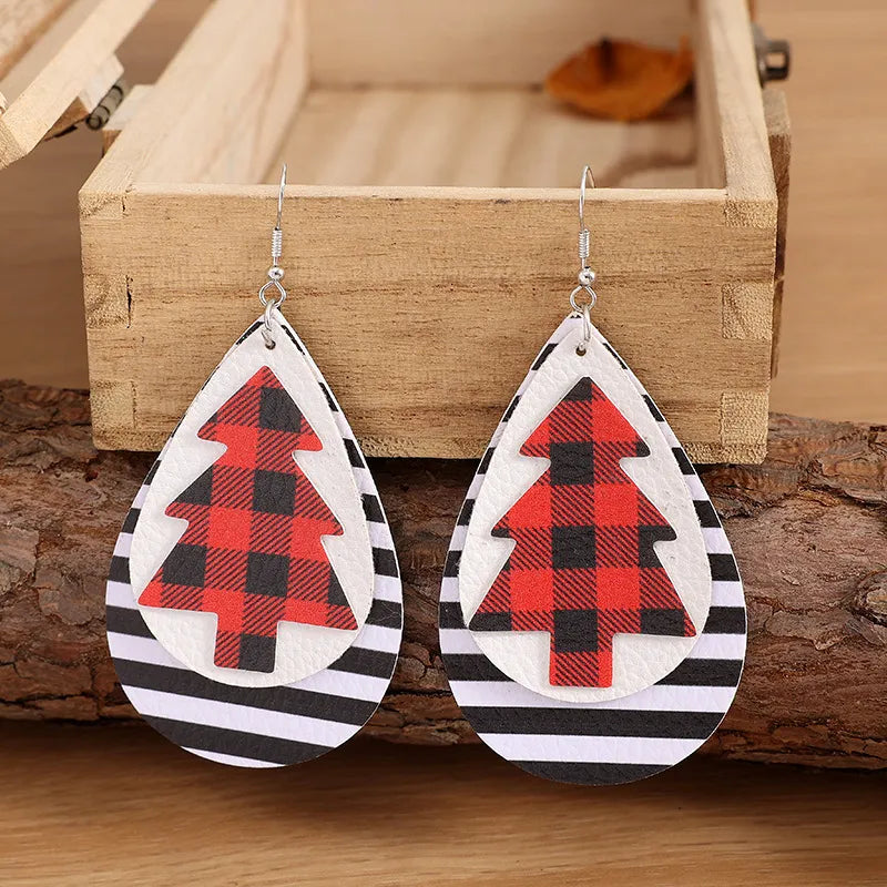 Festive Christmas Tree PU Leather Earrings - Elegant Alloy Jewelry for Holiday Celebrations