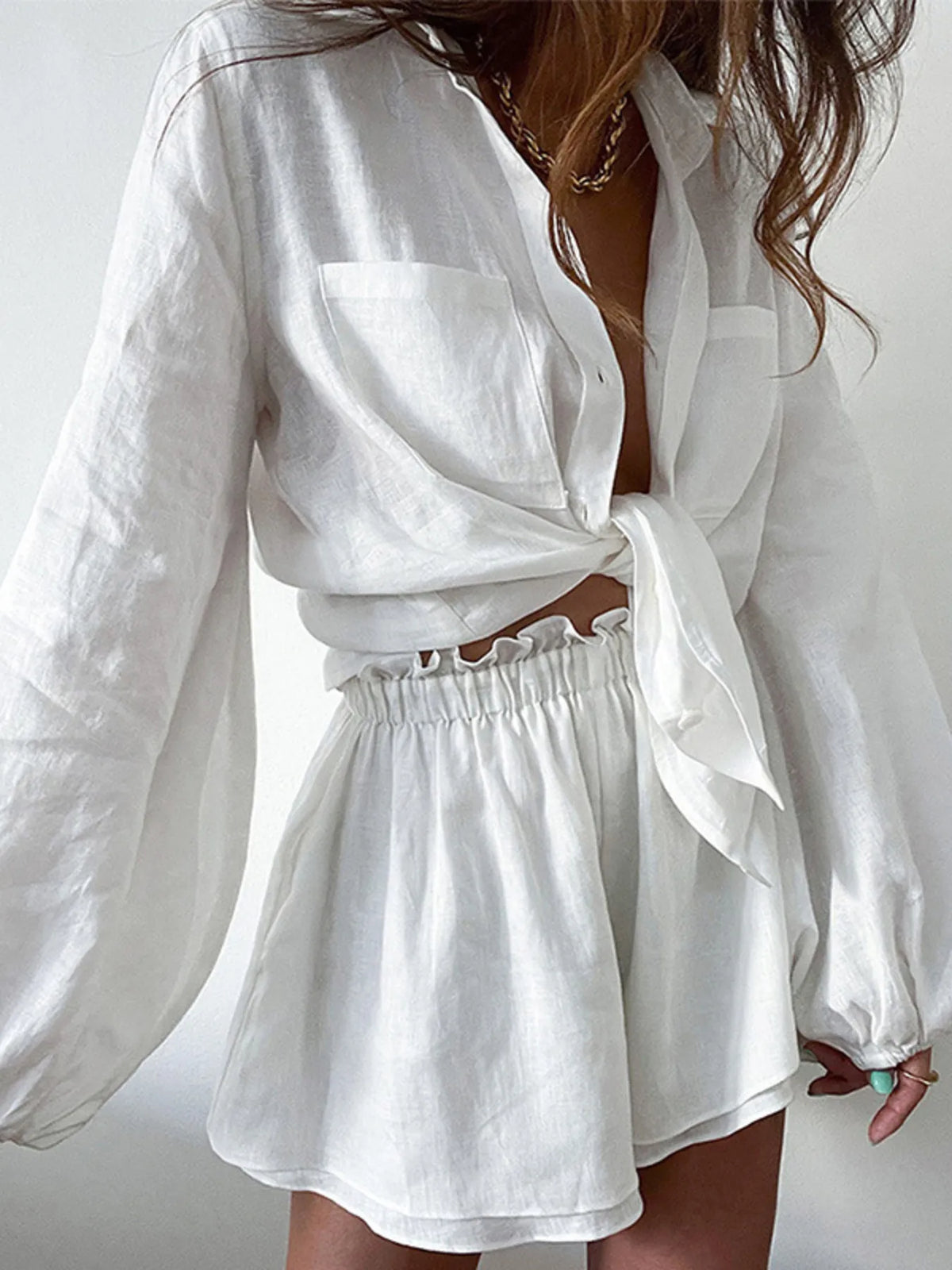 White / S