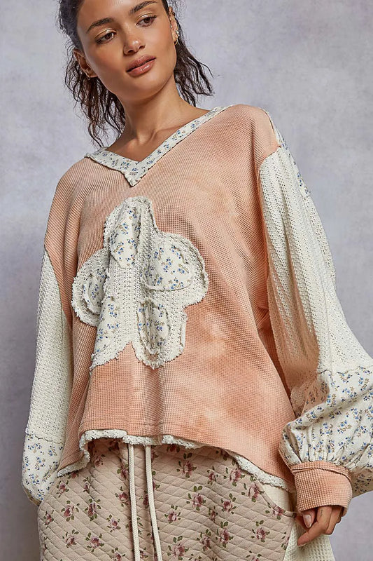 V-Neck Balloon Sleeve Raw Hem Hoodie with Flower Patch - Thermal & Waffle-Knit Texture