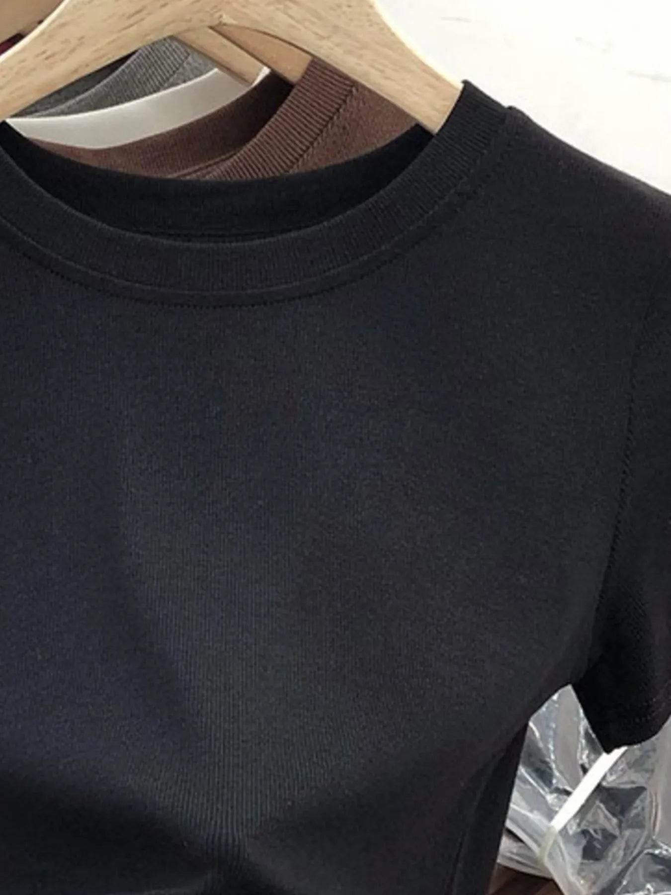 Slightly Stretchy 100% Polyester Crew Neck Short Sleeve T-Shirt for Everyday Comfort - Store 42