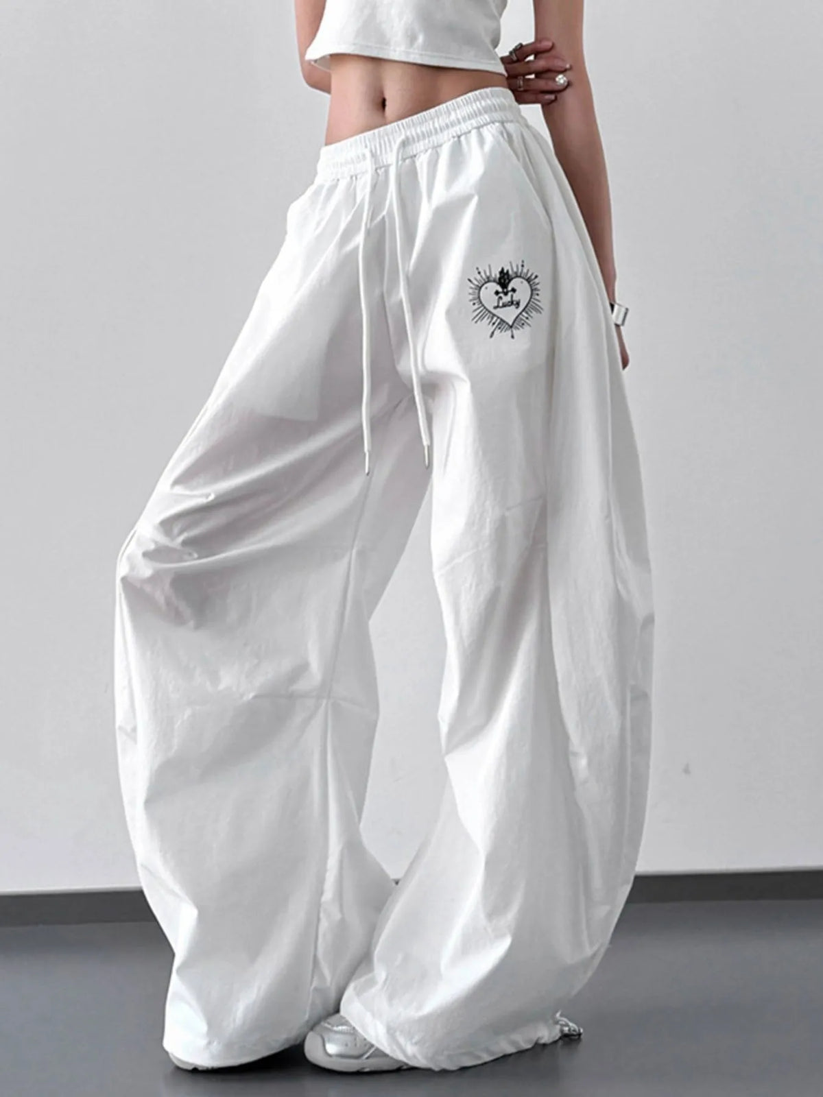 White / S