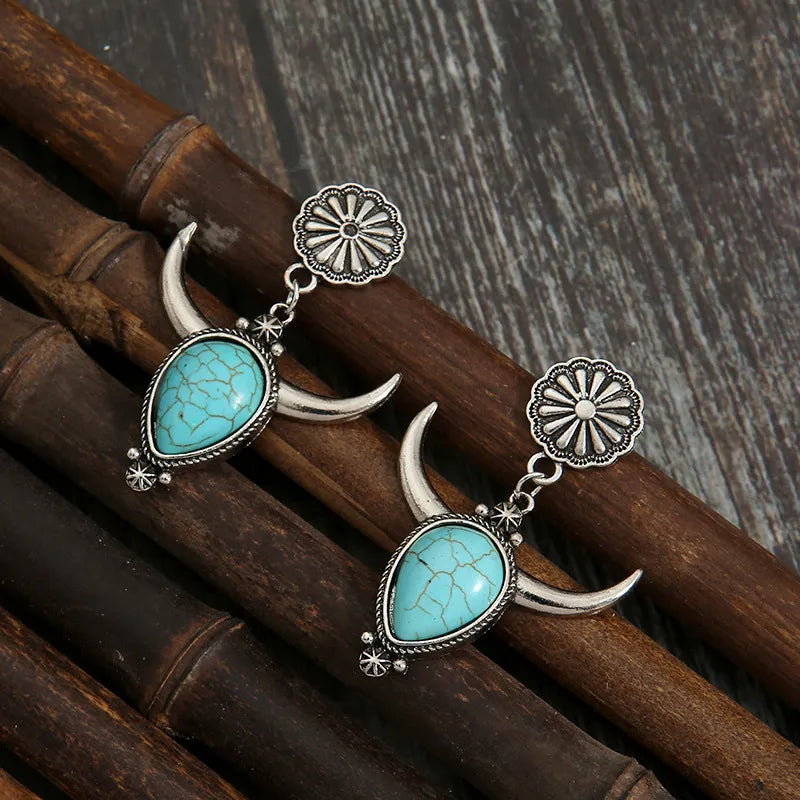 Stylish Artificial Turquoise Cow Head Earrings in Alloy - Unique 1.6" Design