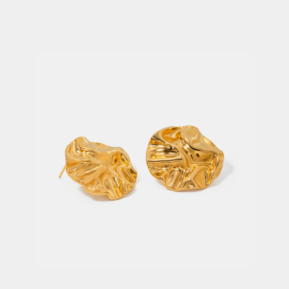 Elegant 18K Gold-Plated Stud Earrings in Stainless Steel - 1 Pair for Chic Style