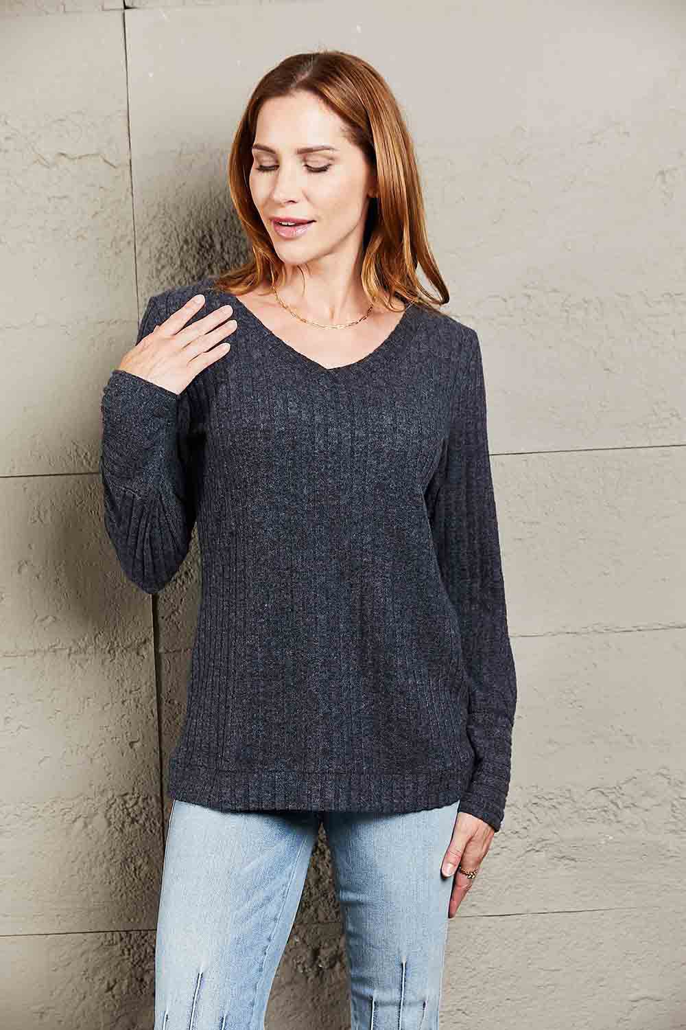 Trendy Women's Blouses: Chic Styles for Every Occasion