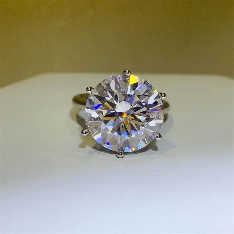10 Carat Moissanite Ring in 925 Sterling Silver - Platinum-Plated Jewelry with Certificate - Store 42