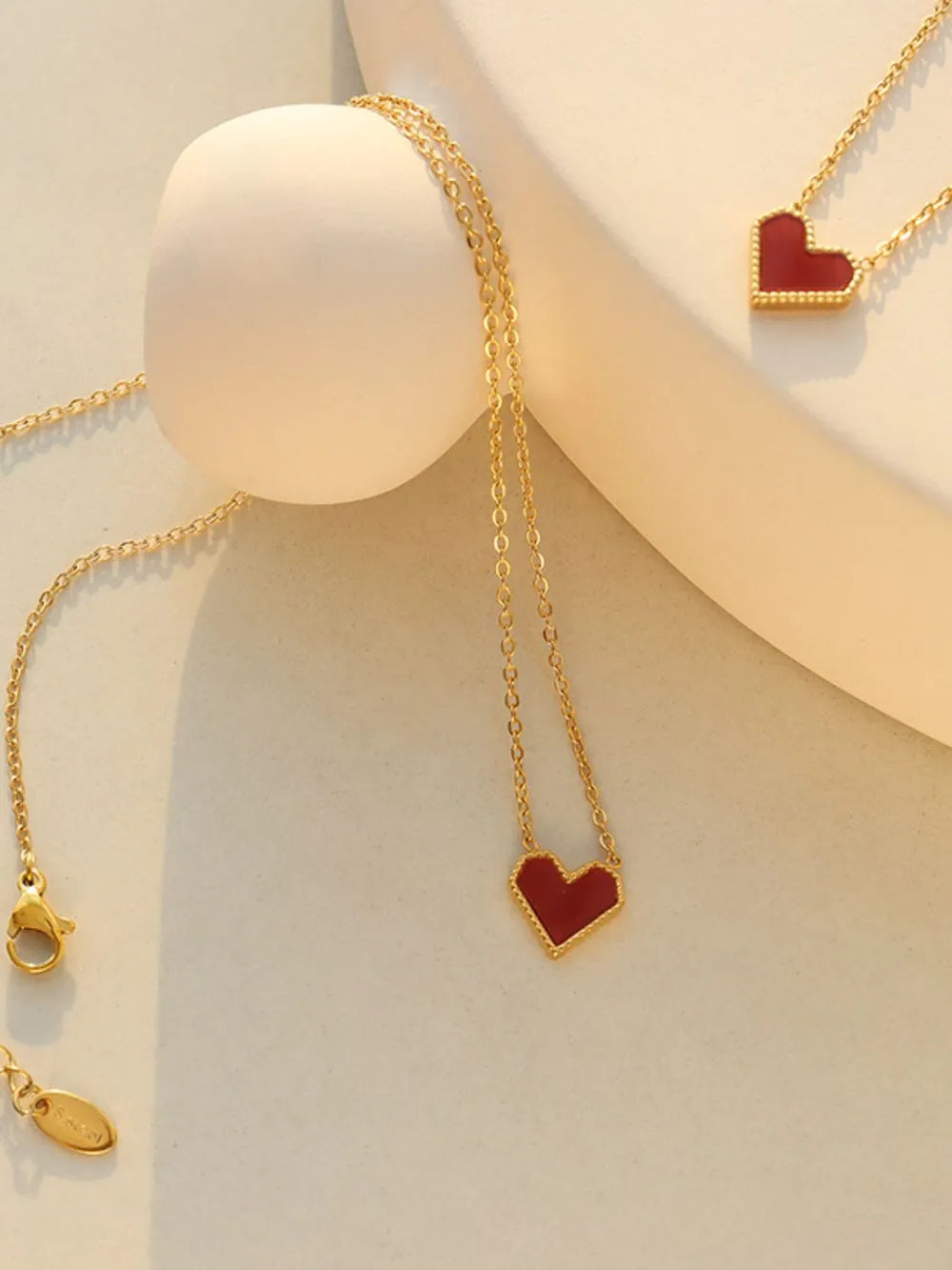 Elegant 18K Rose Gold-Plated Titanium Steel Heart Necklace - Adjustable Chain & Pendant Design