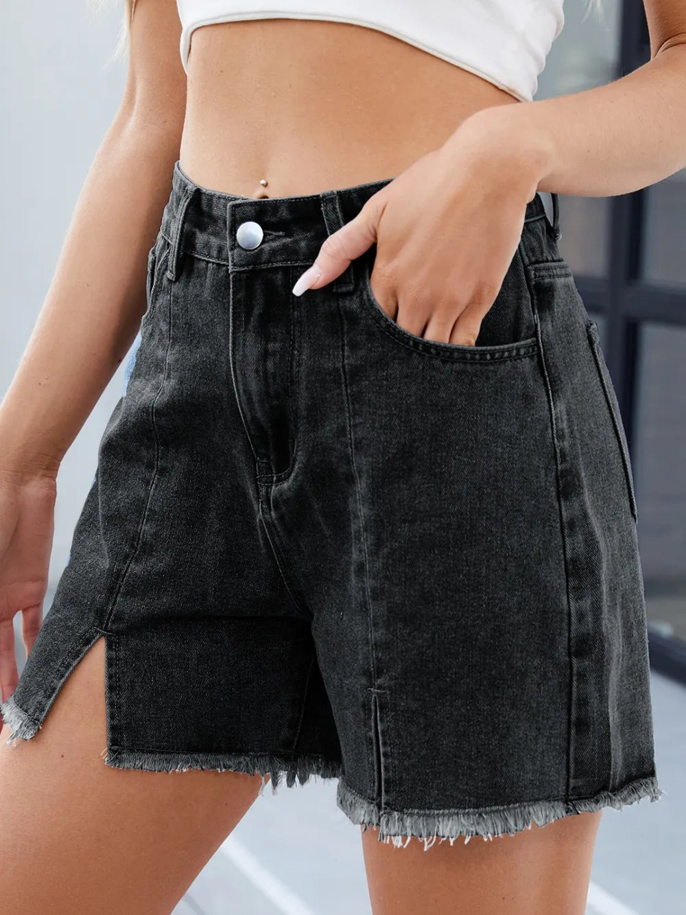 Trendy Raw Hem Slit Denim Shorts - Stylish & Chic Summer Bottoms