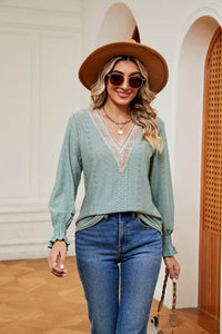 Stylish Contrast Flounce Sleeve Blouse - Opaque, Slightly Stretchy, Perfect for Casual Outings - Store 42