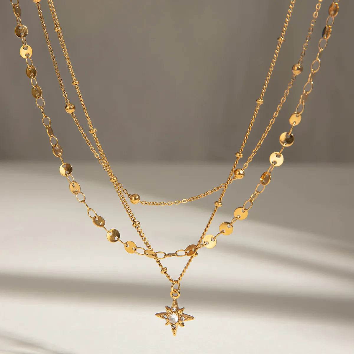 18K Gold-Plated Layered Necklace with Celestial Star Pendants for Elegant Styling