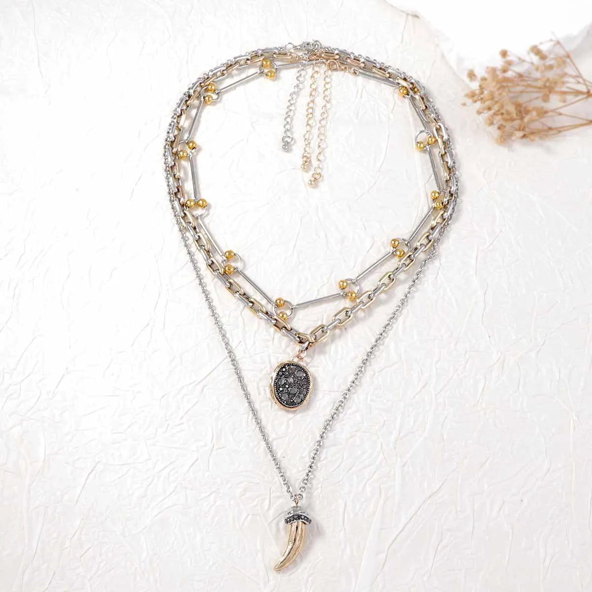 Trendy 3-Piece Stainless Steel Pendant Necklace - 18K Gold-Plated for Stylish Elegance