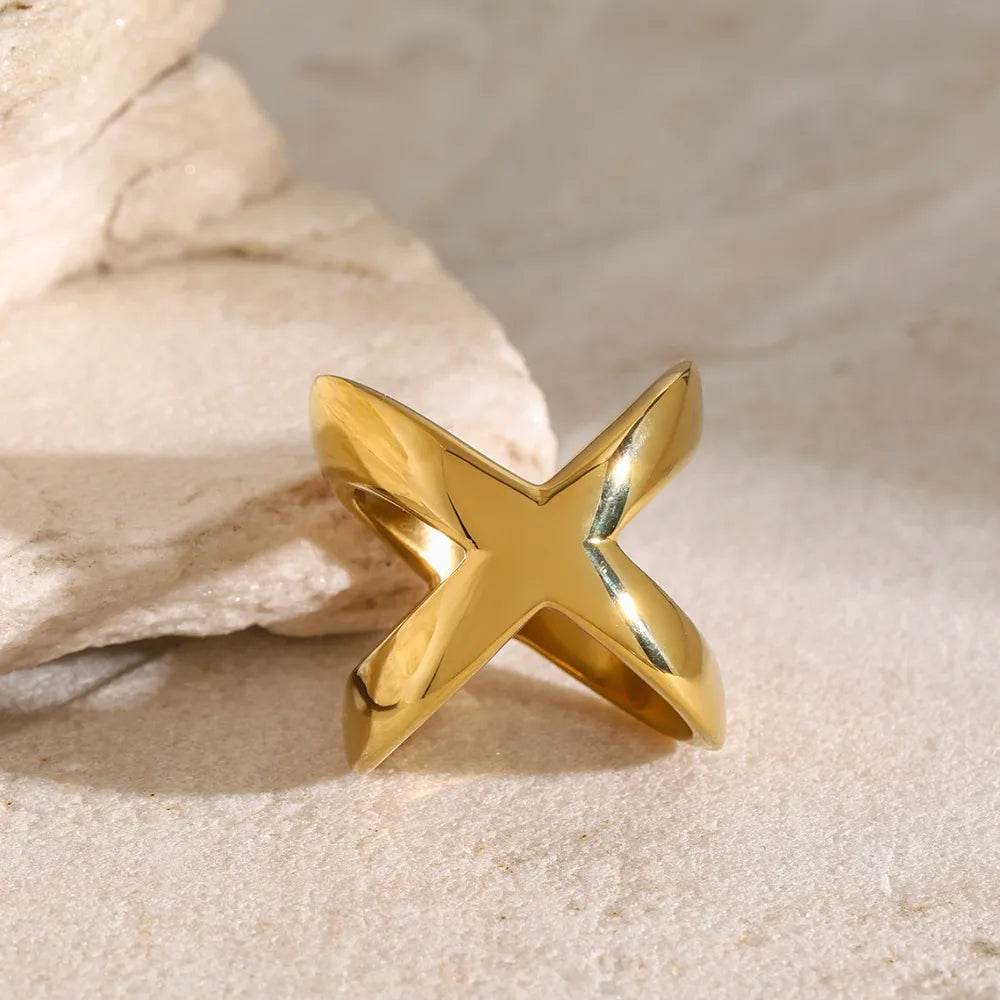18K Gold-Plated Crisscross Ring | Elegant Stainless Steel Design | Size 7