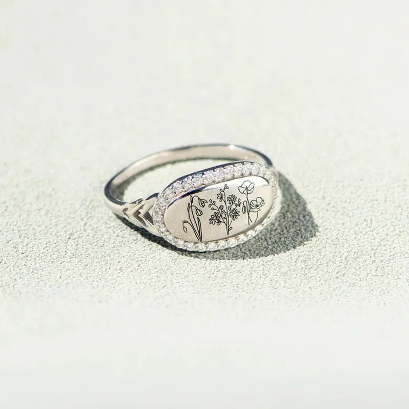 Flower Epoxy Resin Ring with Zircon Inlay and 925 Sterling Silver Band - Elegant Jewelry Piece