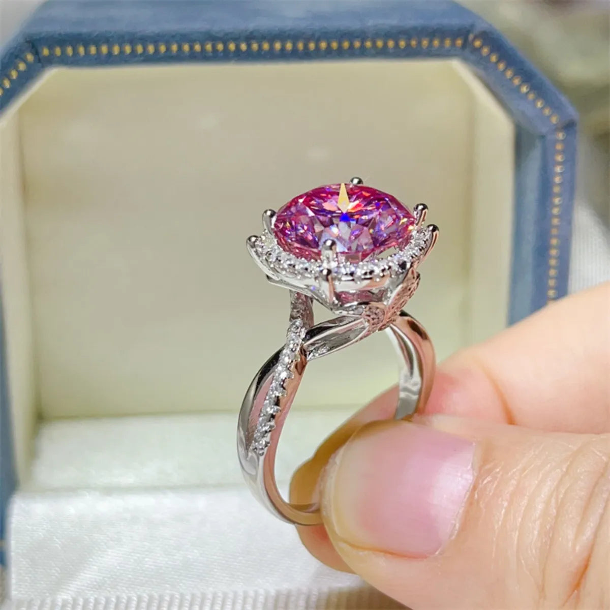 Stunning 5 Carat Moissanite Halo Engagement Ring in Platinum-Plated Sterling Silver