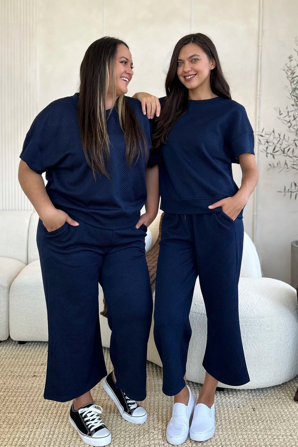 Navy / S
