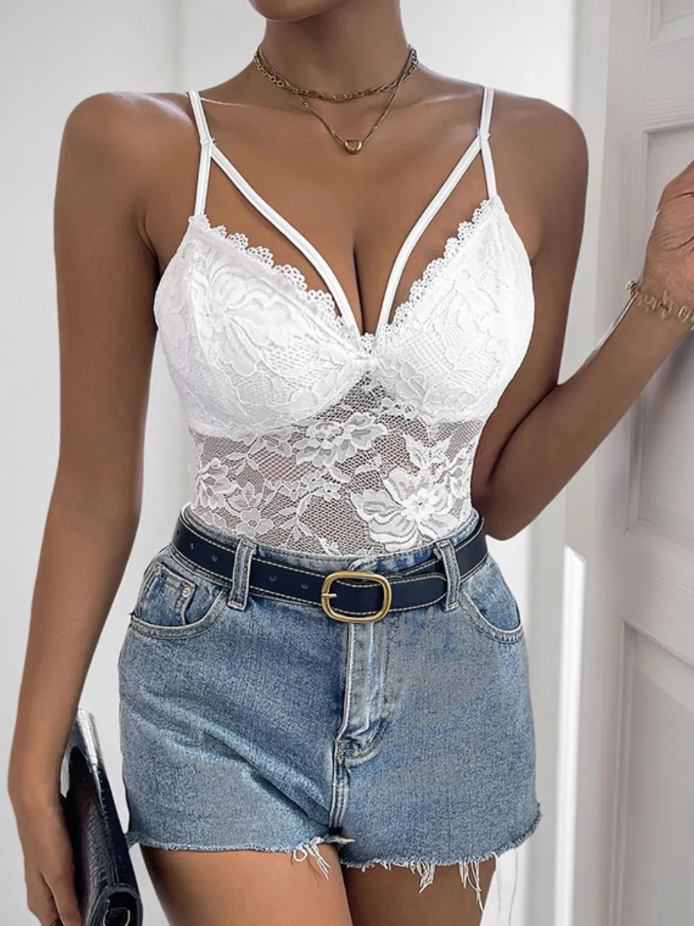 White / S