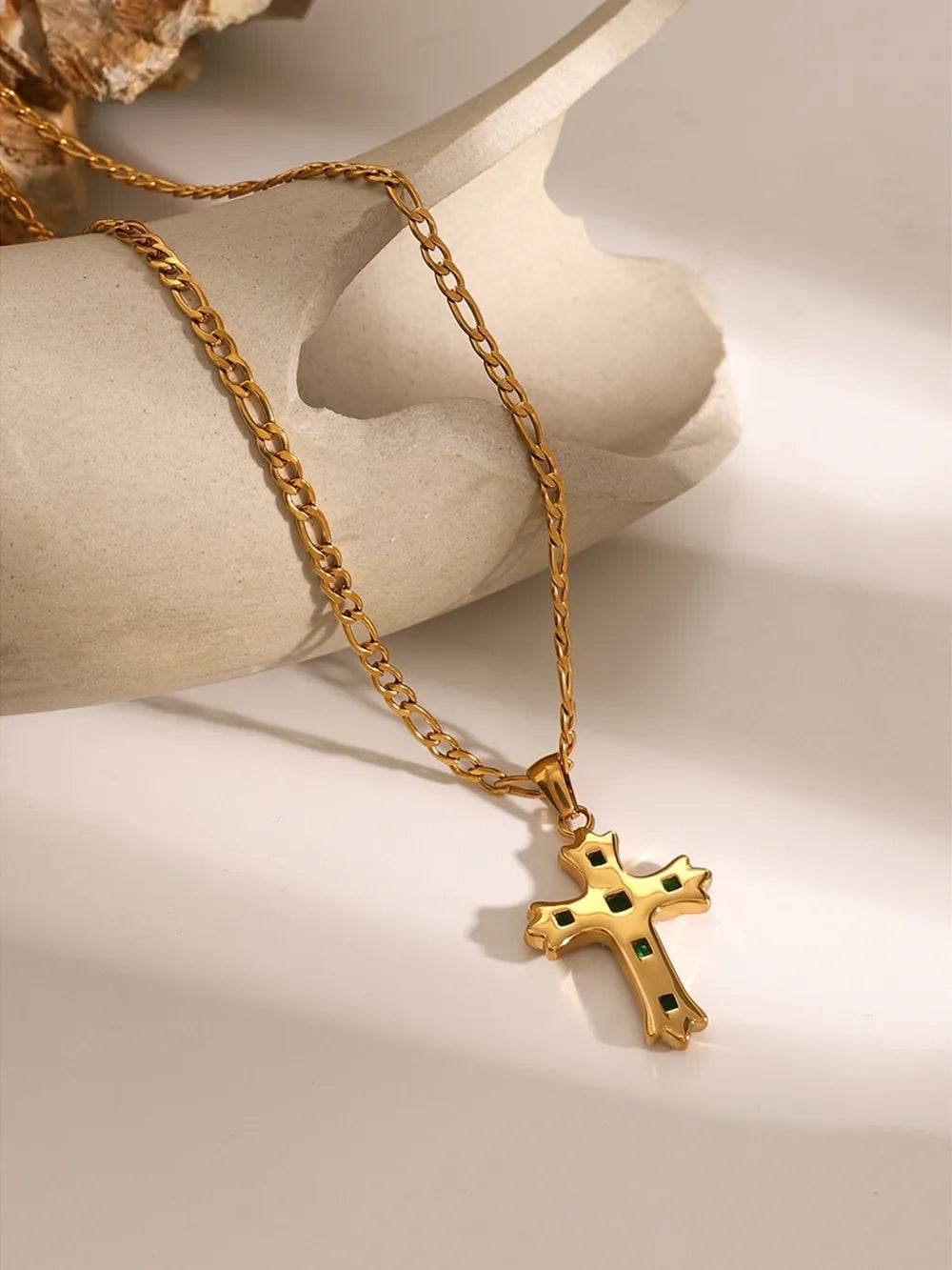 18K Gold-Plated Stainless Steel Zircon Cross Pendant Necklace - Elegant Christian Jewelry - Store 42