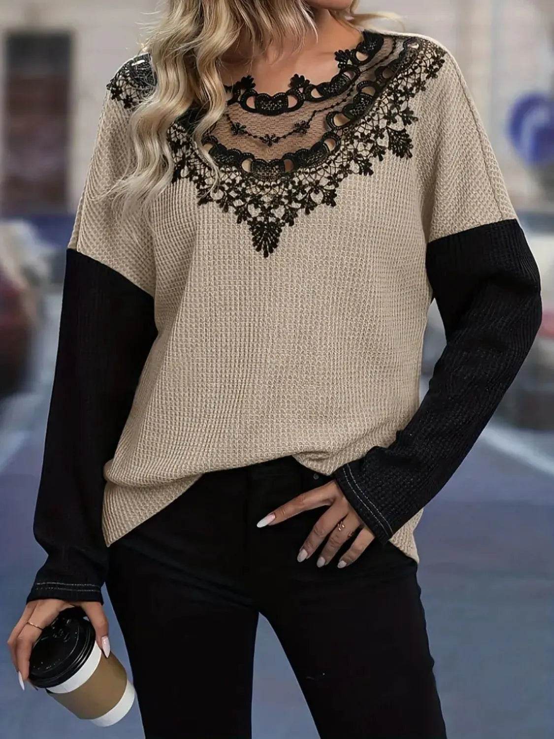 Stylish Contrast Lace Long Sleeve T-Shirt with Round Neck - Slightly Stretchy Material