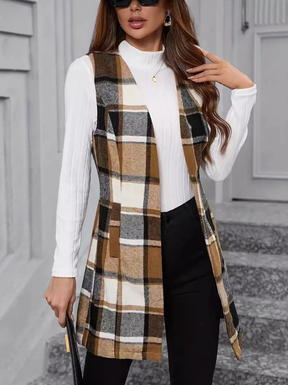 Stylish Plaid V-Neck Vest Coat with Buttoned Design - 95% Polyester, Lightweight and Trendy