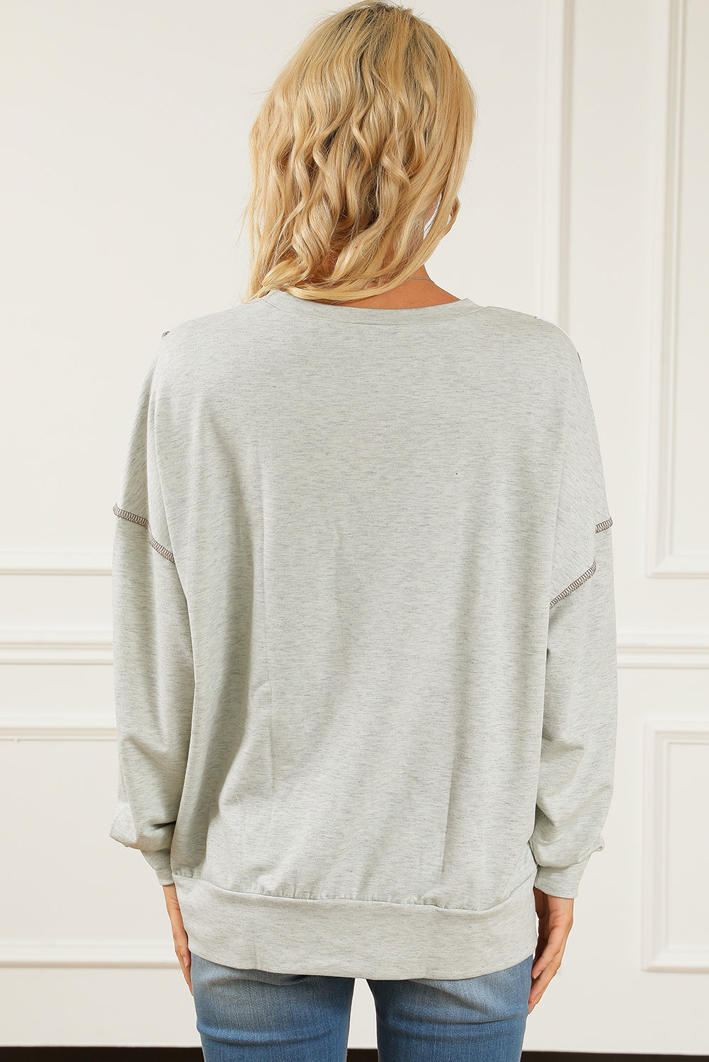 Trendsi Leopard Exposed Seams Sweatshirt - Round Neck, Slightly Stretchy, Casual Style