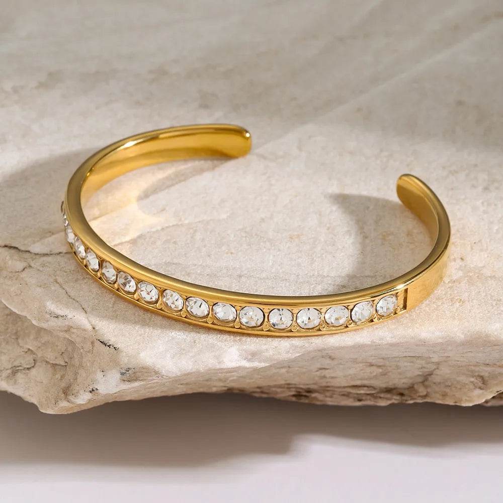 Elegant 18K Gold-Plated Stainless Steel Bracelet with Zircon Inlay - Timeless Fashion Accessory - Store 42