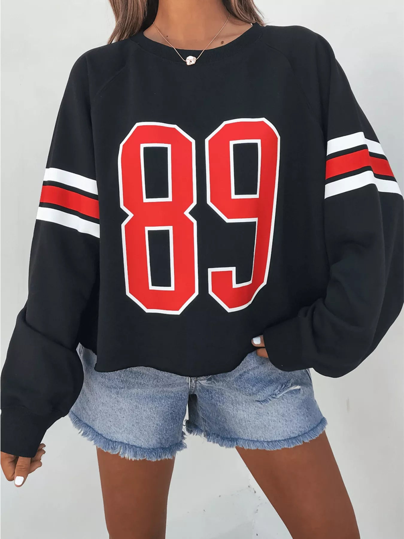 Trendsi Number 89 Long Sleeve Sweatshirt in Polyester-Cotton Blend, Slightly Stretchy Comfort