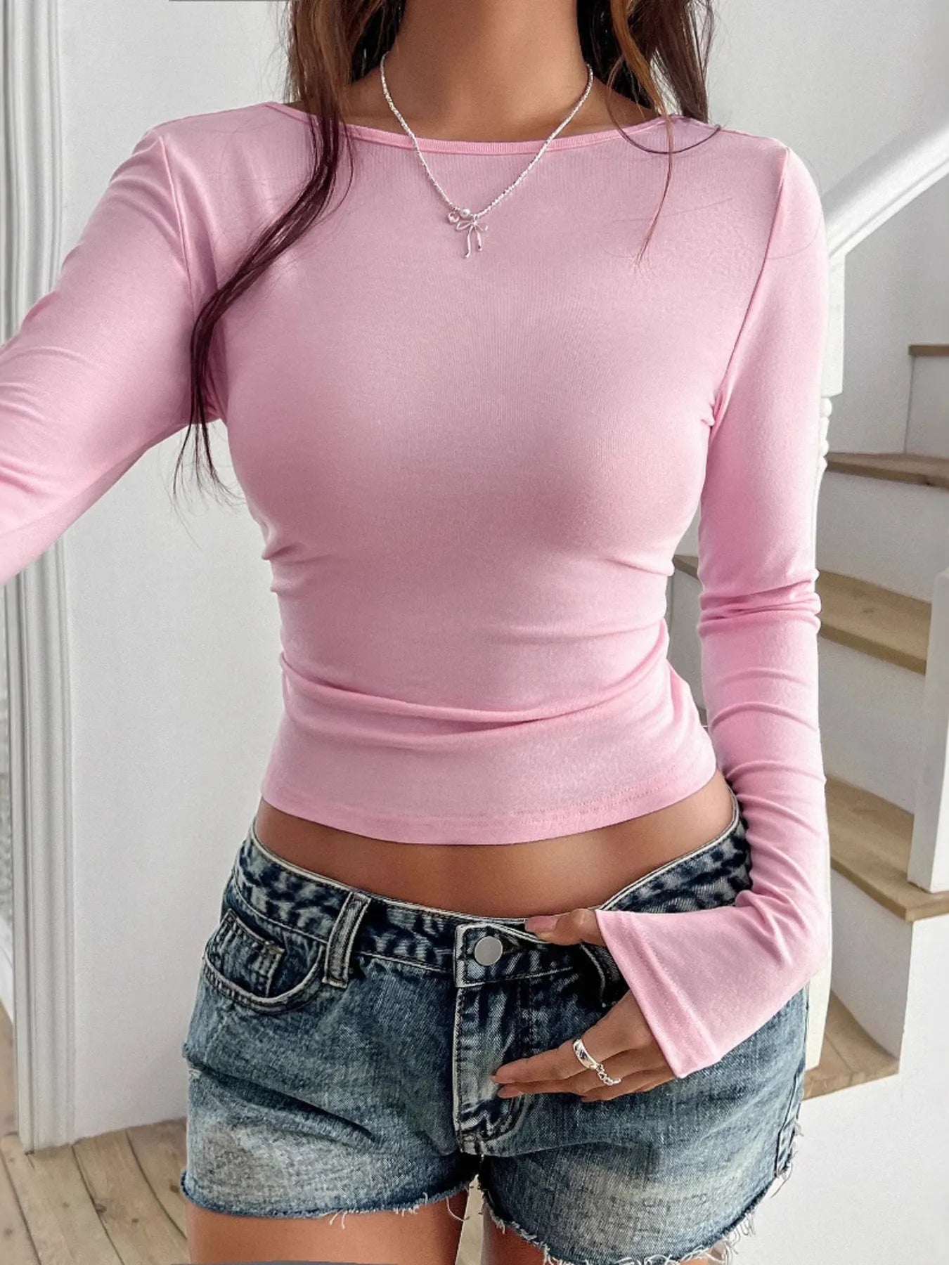 Backless Slim Fit Long Sleeve Crop Top With Bow - Moderate Stretch Viscose/Elastane Blend